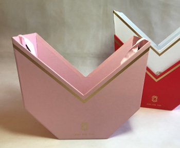 Коробка-сумка Геометрия 23*14*21