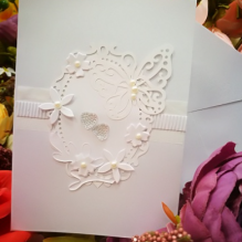 EG120-GC048AM Открытка ручной работы 2 кристальных сердца 12см*17см